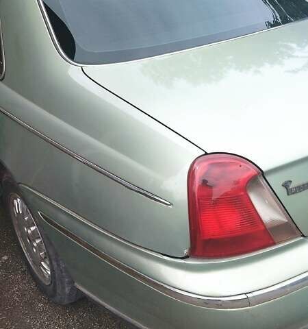 Зеленый Ленд Ровер Дискавери, объемом двигателя 2 л и пробегом 280 тыс. км за 3700 $, фото 4 на Automoto.ua