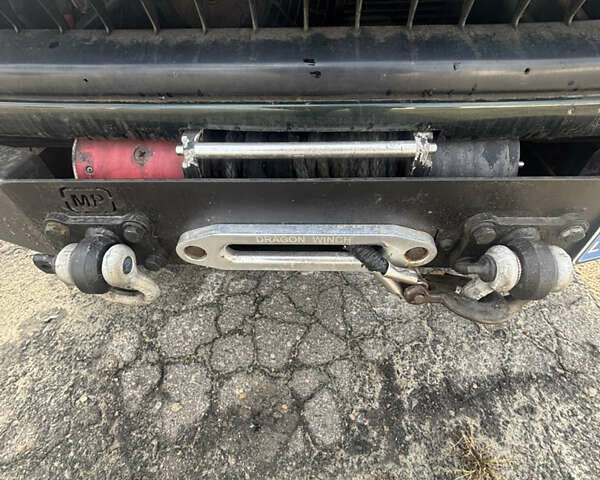 Зелений Ленд Ровер Діскавері, об'ємом двигуна 3.96 л та пробігом 200 тис. км за 5500 $, фото 7 на Automoto.ua