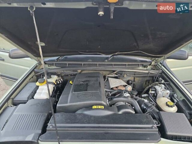 Ленд Ровер Дискавери 2004 в Иршава на Automoto.ua Зеленый Ленд Ровер Дискавери, объемом двигателя 2.5 л и пробегом 164 тыс. км за 3999 $, фото 13 на Automoto.ua