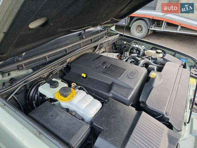 Ленд Ровер Дискавери 2004 в Иршава на Automoto.ua Зеленый Ленд Ровер Дискавери, объемом двигателя 2.5 л и пробегом 164 тыс. км за 3999 $, фото 16 на Automoto.ua