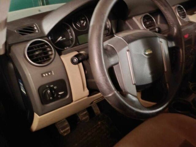 Зелений Ленд Ровер Діскавері, об'ємом двигуна 2.7 л та пробігом 346 тис. км за 5912 $, фото 7 на Automoto.ua