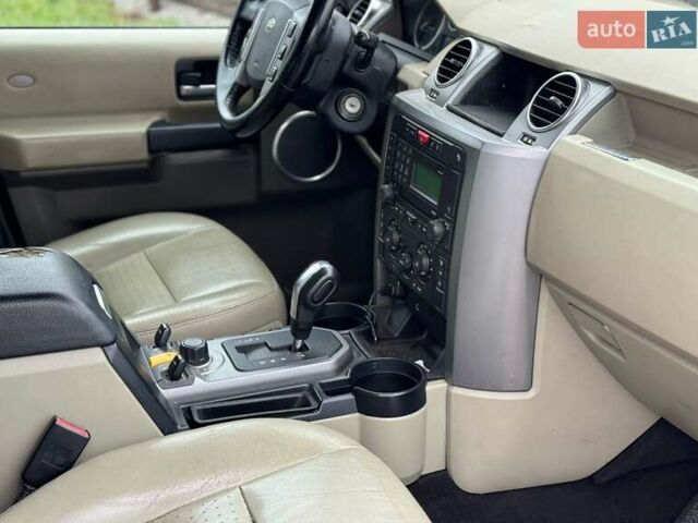 Зелений Ленд Ровер Діскавері, об'ємом двигуна 2.7 л та пробігом 410 тис. км за 11500 $, фото 19 на Automoto.ua