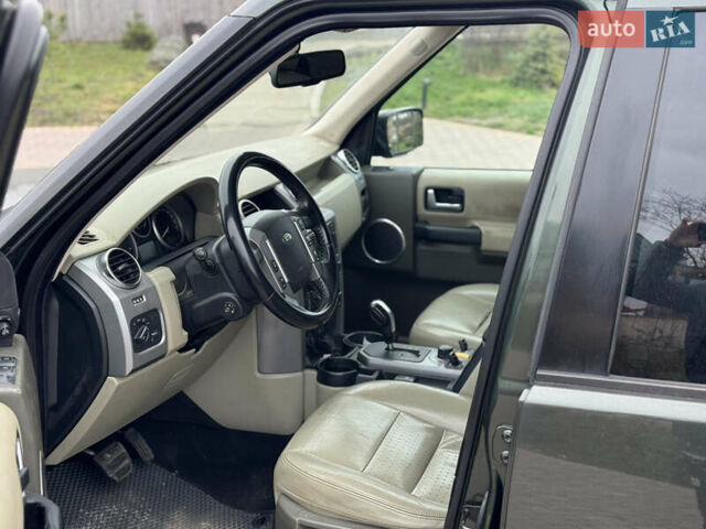 Зелений Ленд Ровер Діскавері, об'ємом двигуна 2.7 л та пробігом 410 тис. км за 11500 $, фото 12 на Automoto.ua