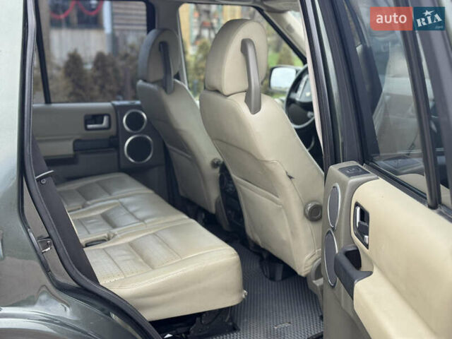 Зелений Ленд Ровер Діскавері, об'ємом двигуна 2.7 л та пробігом 410 тис. км за 11500 $, фото 10 на Automoto.ua