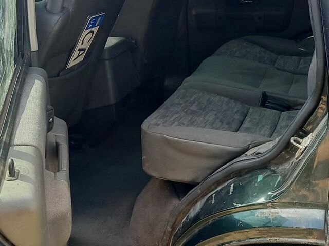 Зеленый Ленд Ровер Дискавери, объемом двигателя 2.5 л и пробегом 3 тыс. км за 2200 $, фото 4 на Automoto.ua