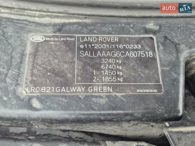Зеленый Ленд Ровер Дискавери, объемом двигателя 2.99 л и пробегом 290 тыс. км за 18999 $, фото 14 на Automoto.ua