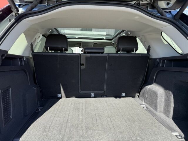 Зелений Ленд Ровер Діскавері, об'ємом двигуна 2 л та пробігом 123 тис. км за 21000 $, фото 11 на Automoto.ua