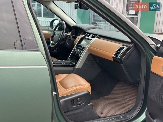 Зелений Ленд Ровер Діскавері, об'ємом двигуна 3 л та пробігом 72 тис. км за 38490 $, фото 33 на Automoto.ua