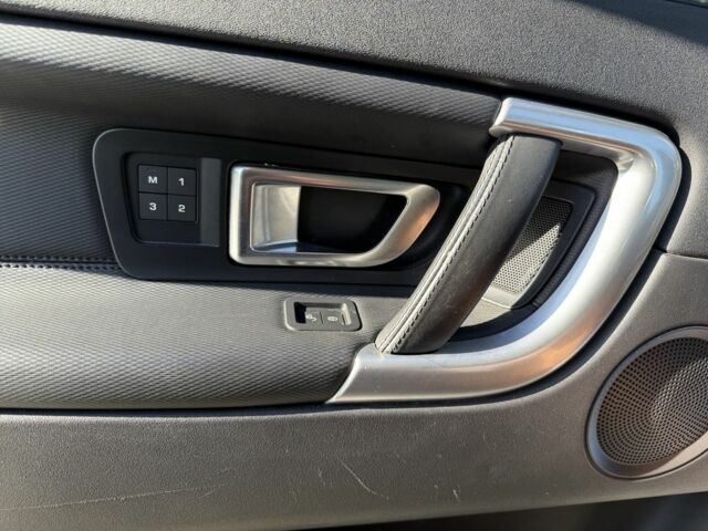 Зелений Ленд Ровер Діскавері, об'ємом двигуна 2 л та пробігом 123 тис. км за 21000 $, фото 14 на Automoto.ua