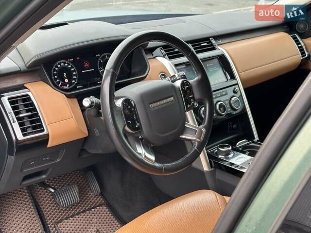 Зелений Ленд Ровер Діскавері, об'ємом двигуна 3 л та пробігом 72 тис. км за 38490 $, фото 18 на Automoto.ua