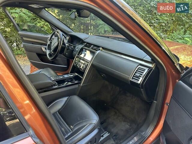 Ленд Ровер Дискавери 2019 в Киеве на Automoto.ua Оранжевый Ленд Ровер Дискавери, объемом двигателя 3 л и пробегом 108 тыс. км за 52000 $, фото 7 на Automoto.ua