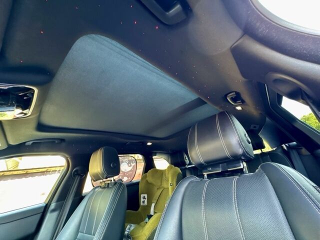 Белый Ленд Ровер Другая, объемом двигателя 2 л и пробегом 122 тыс. км за 32500 $, фото 7 на Automoto.ua