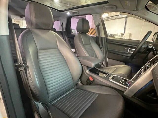 Білий Ленд Ровер Інша, об'ємом двигуна 2 л та пробігом 98 тис. км за 15900 $, фото 9 на Automoto.ua