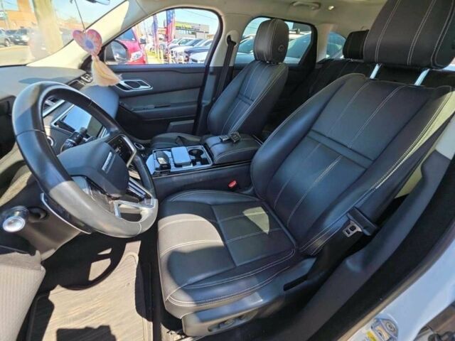 Белый Ленд Ровер Другая, объемом двигателя 0 л и пробегом 11 тыс. км за 38000 $, фото 4 на Automoto.ua