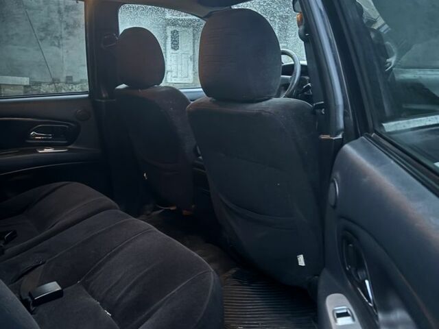 Черный Ленд Ровер Другая, объемом двигателя 2.4 л и пробегом 130 тыс. км за 5300 $, фото 3 на Automoto.ua