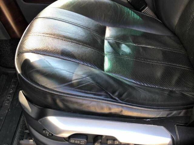 Чорний Ленд Ровер Інша, об'ємом двигуна 4.4 л та пробігом 2 тис. км за 20000 $, фото 7 на Automoto.ua