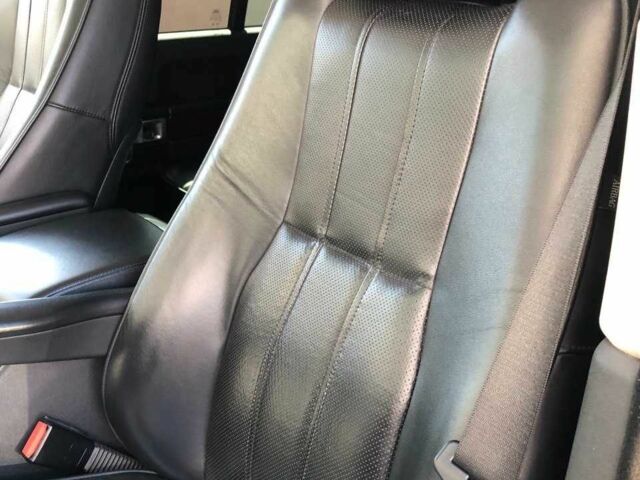 Чорний Ленд Ровер Інша, об'ємом двигуна 4.4 л та пробігом 2 тис. км за 20000 $, фото 6 на Automoto.ua