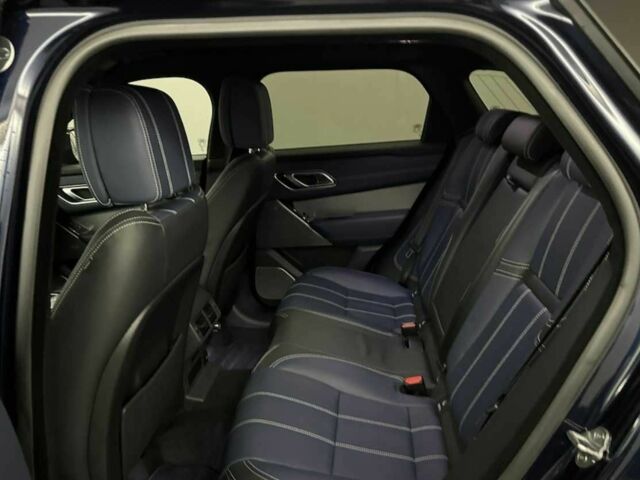 Черный Ленд Ровер Другая, объемом двигателя 2 л и пробегом 37 тыс. км за 31447 $, фото 3 на Automoto.ua