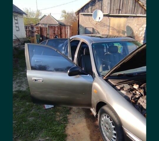 Сірий Ленд Ровер Інша, об'ємом двигуна 2 л та пробігом 380 тис. км за 1400 $, фото 1 на Automoto.ua