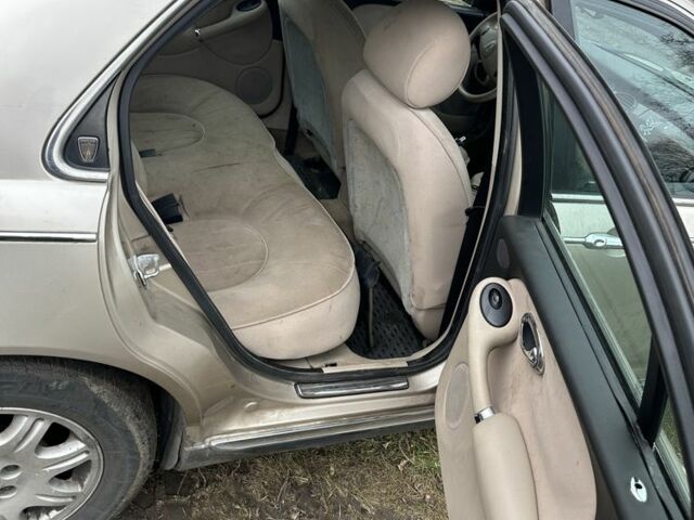 Серый Ленд Ровер Другая, объемом двигателя 2 л и пробегом 221 тыс. км за 1194 $, фото 9 на Automoto.ua