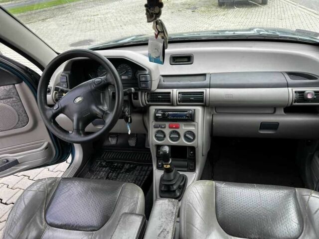 Зеленый Ленд Ровер Другая, объемом двигателя 2 л и пробегом 301 тыс. км за 1680 $, фото 5 на Automoto.ua