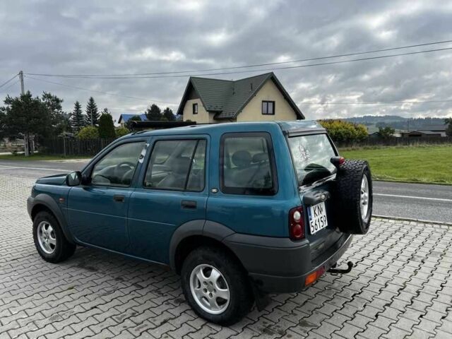 Зеленый Ленд Ровер Другая, объемом двигателя 2 л и пробегом 301 тыс. км за 1680 $, фото 4 на Automoto.ua