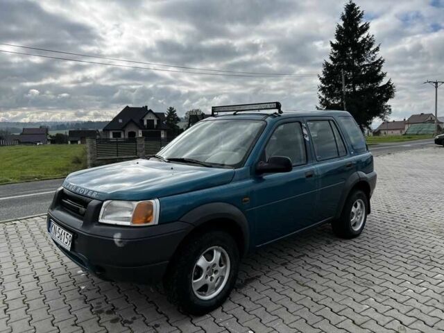 Зеленый Ленд Ровер Другая, объемом двигателя 2 л и пробегом 301 тыс. км за 1680 $, фото 1 на Automoto.ua