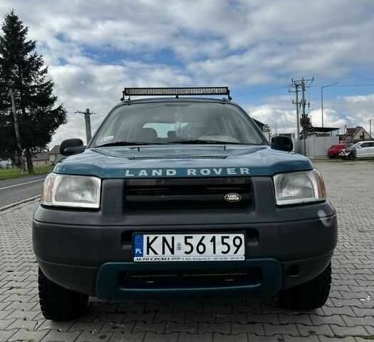 Зеленый Ленд Ровер Другая, объемом двигателя 2 л и пробегом 301 тыс. км за 1680 $, фото 2 на Automoto.ua