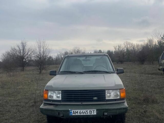 Зелений Ленд Ровер Інша, об'ємом двигуна 4 л та пробігом 230 тис. км за 2800 $, фото 5 на Automoto.ua