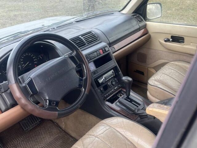 Зелений Ленд Ровер Інша, об'ємом двигуна 4 л та пробігом 230 тис. км за 2800 $, фото 7 на Automoto.ua