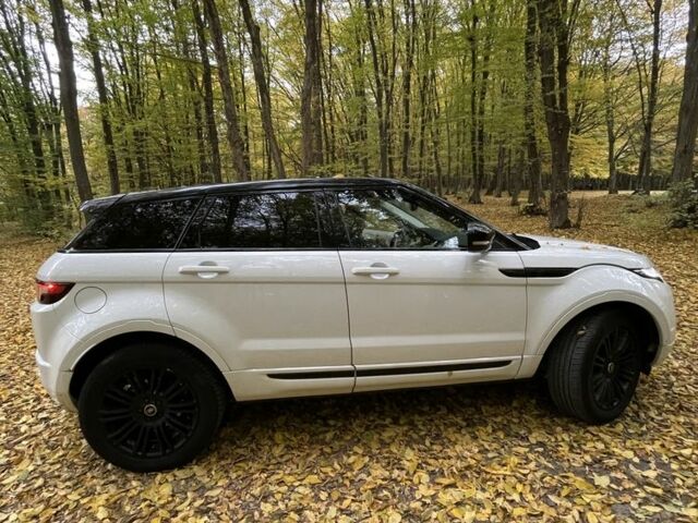 Белый Ленд Ровер Эвок, объемом двигателя 2 л и пробегом 181 тыс. км за 15800 $, фото 4 на Automoto.ua