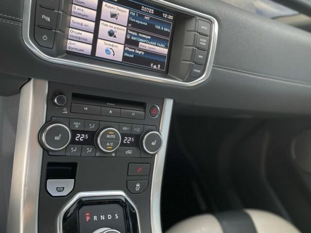 Белый Ленд Ровер Эвок, объемом двигателя 2.2 л и пробегом 209 тыс. км за 19500 $, фото 6 на Automoto.ua