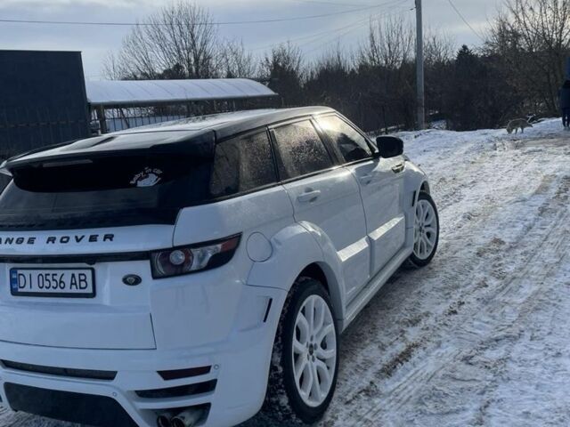Белый Ленд Ровер Эвок, объемом двигателя 2.2 л и пробегом 209 тыс. км за 19500 $, фото 2 на Automoto.ua