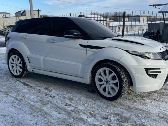 Белый Ленд Ровер Эвок, объемом двигателя 2.2 л и пробегом 209 тыс. км за 19500 $, фото 3 на Automoto.ua