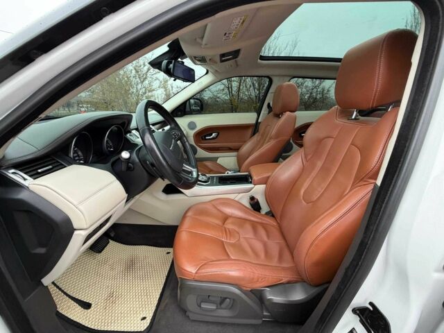 Белый Ленд Ровер Эвок, объемом двигателя 2 л и пробегом 125 тыс. км за 14800 $, фото 12 на Automoto.ua