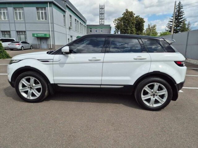 Білий Ленд Ровер Евок, об'ємом двигуна 2.2 л та пробігом 127 тис. км за 17999 $, фото 4 на Automoto.ua
