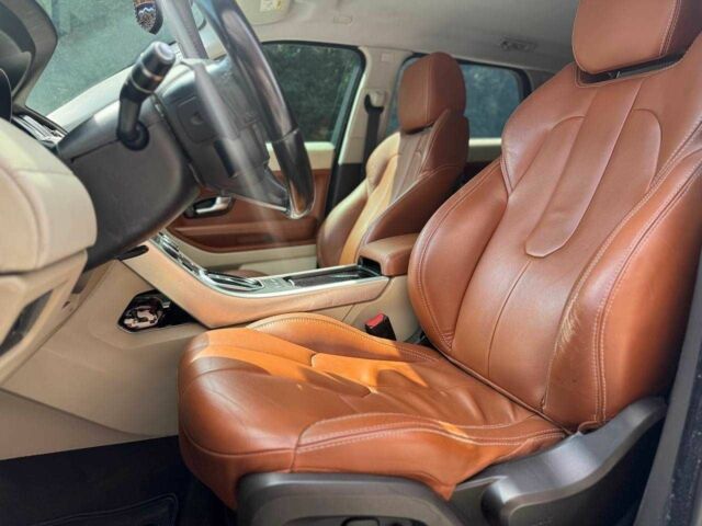 Белый Ленд Ровер Эвок, объемом двигателя 2 л и пробегом 267 тыс. км за 12700 $, фото 6 на Automoto.ua