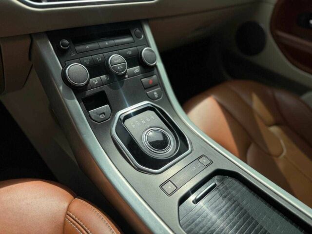 Белый Ленд Ровер Эвок, объемом двигателя 2 л и пробегом 267 тыс. км за 12700 $, фото 12 на Automoto.ua