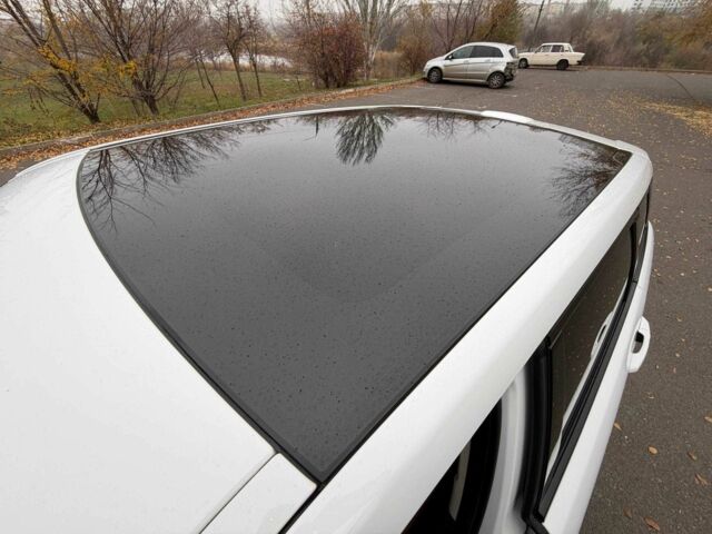 Белый Ленд Ровер Эвок, объемом двигателя 2 л и пробегом 125 тыс. км за 14800 $, фото 23 на Automoto.ua