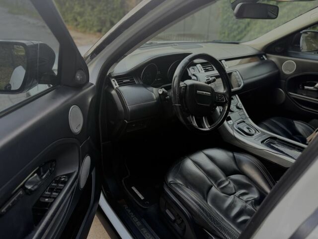 Ленд Ровер Эвок 2012 в Виннице на Automoto.ua Белый Ленд Ровер Эвок, объемом двигателя 2 л и пробегом 160 тыс. км за 16800 $, фото 9 на Automoto.ua