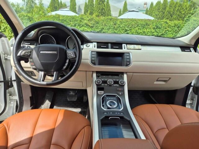 Белый Ленд Ровер Эвок, объемом двигателя 2.2 л и пробегом 126 тыс. км за 18000 $, фото 13 на Automoto.ua