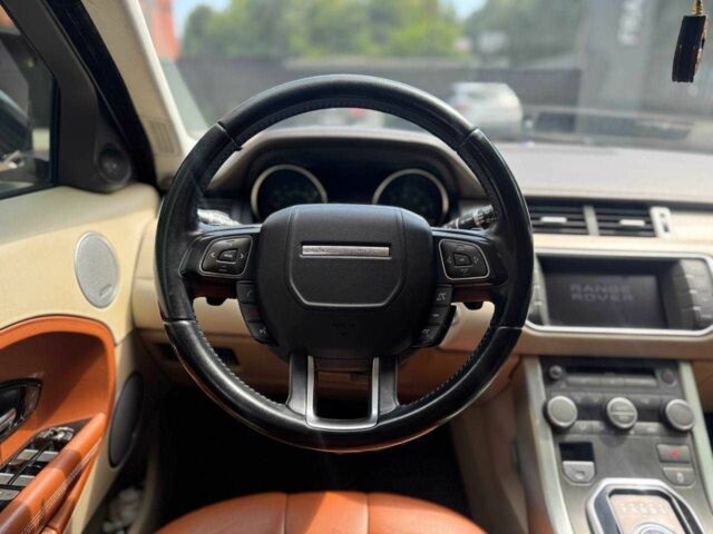 Белый Ленд Ровер Эвок, объемом двигателя 2 л и пробегом 267 тыс. км за 12700 $, фото 9 на Automoto.ua