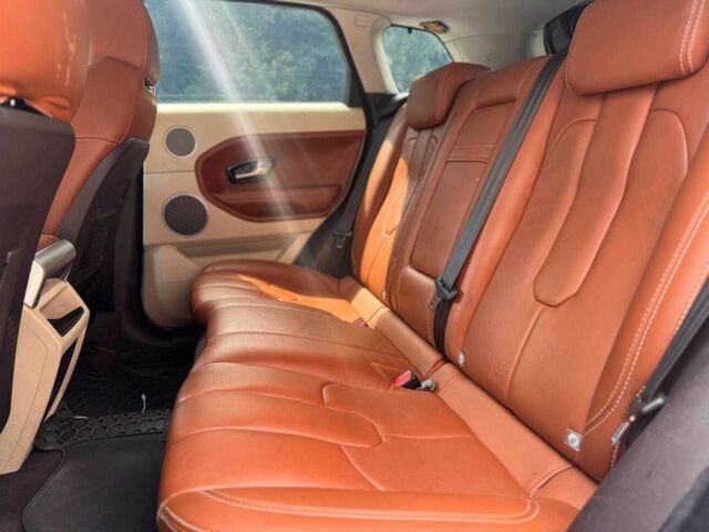 Белый Ленд Ровер Эвок, объемом двигателя 2 л и пробегом 267 тыс. км за 12700 $, фото 16 на Automoto.ua