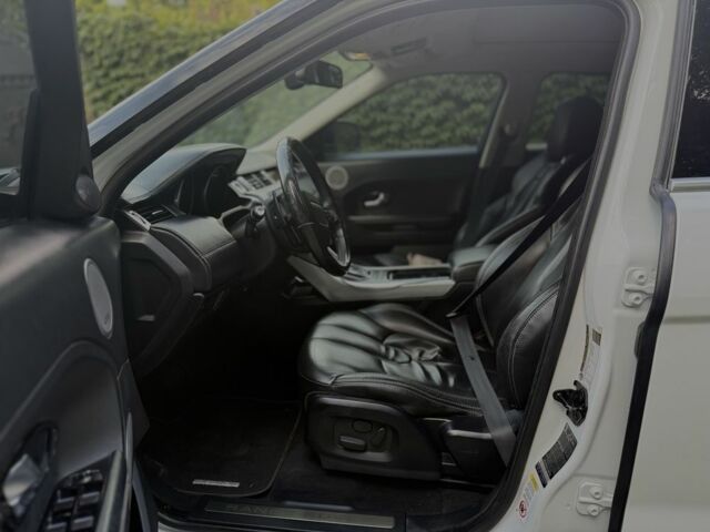 Ленд Ровер Эвок 2012 в Виннице на Automoto.ua Белый Ленд Ровер Эвок, объемом двигателя 2 л и пробегом 160 тыс. км за 16800 $, фото 10 на Automoto.ua