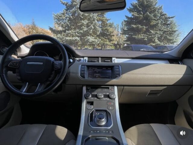 Білий Ленд Ровер Евок, об'ємом двигуна 2 л та пробігом 84 тис. км за 13500 $, фото 4 на Automoto.ua