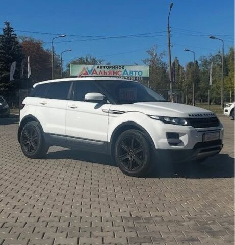 Білий Ленд Ровер Евок, об'ємом двигуна 2 л та пробігом 84 тис. км за 13500 $, фото 2 на Automoto.ua