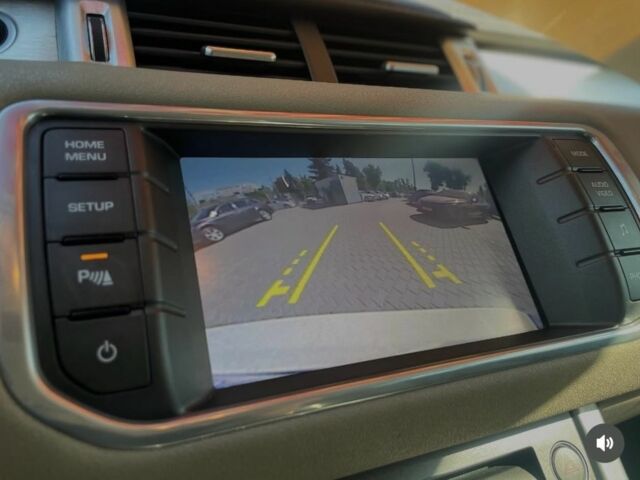 Білий Ленд Ровер Евок, об'ємом двигуна 2 л та пробігом 84 тис. км за 13500 $, фото 5 на Automoto.ua