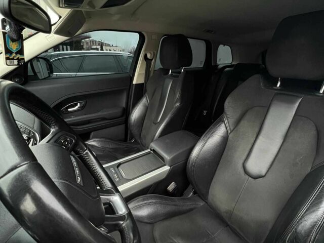 Білий Ленд Ровер Евок, об'ємом двигуна 2.2 л та пробігом 255 тис. км за 15500 $, фото 15 на Automoto.ua