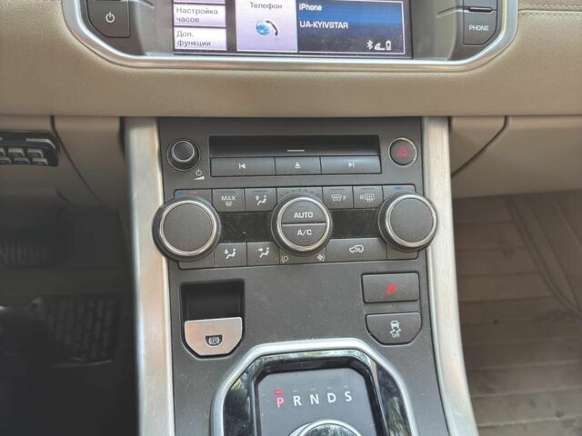 Белый Ленд Ровер Эвок, объемом двигателя 2.2 л и пробегом 145 тыс. км за 20000 $, фото 6 на Automoto.ua