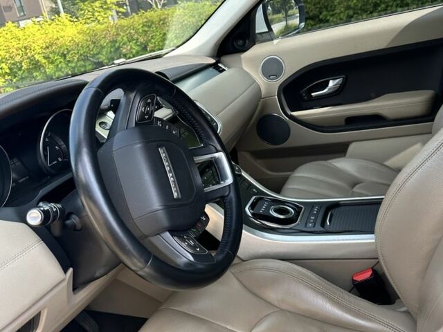 Белый Ленд Ровер Эвок, объемом двигателя 2.2 л и пробегом 168 тыс. км за 19000 $, фото 13 на Automoto.ua